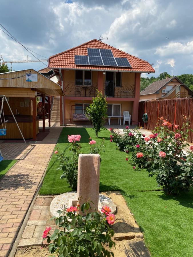 Sweet Home Apartman Hajduszoboszlo Exterior photo